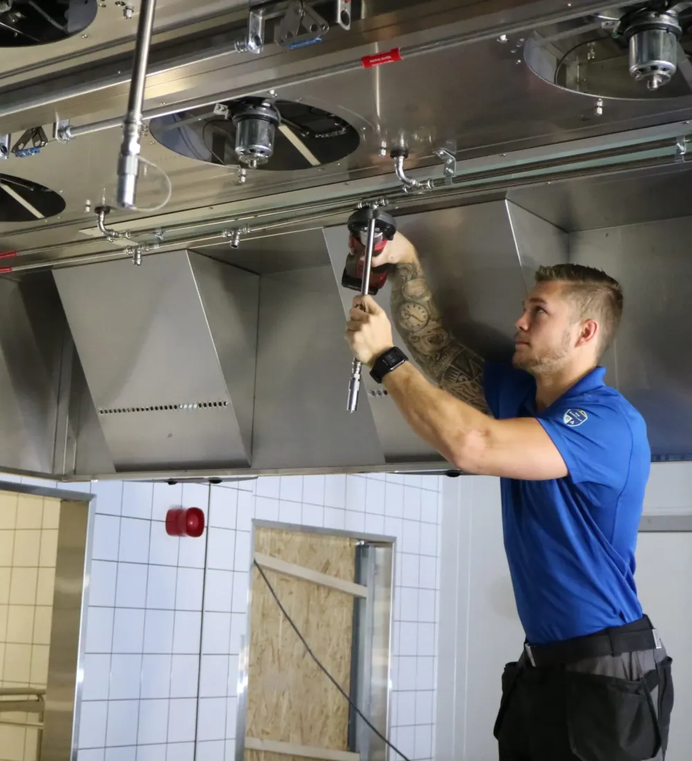 Service av brandjalusier